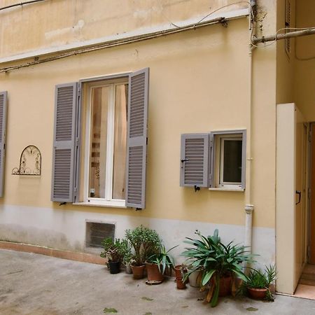 Major Sisters, Holiday Home In The Heart Of ローマ エクステリア 写真